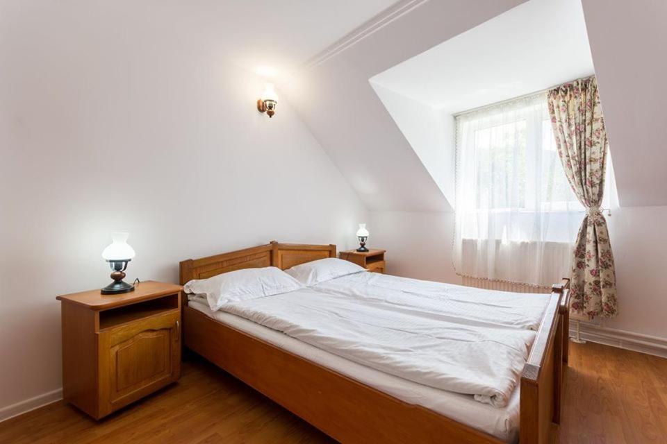 Hotel Ho2 Poiana Marului מראה חיצוני תמונה