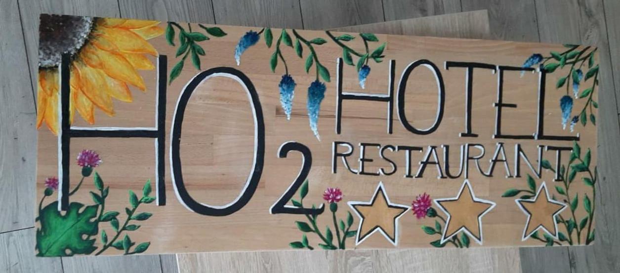 Hotel Ho2 Poiana Marului מראה חיצוני תמונה